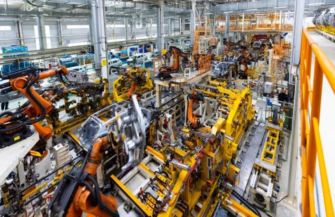 Reconstruction and expansion of automobile production